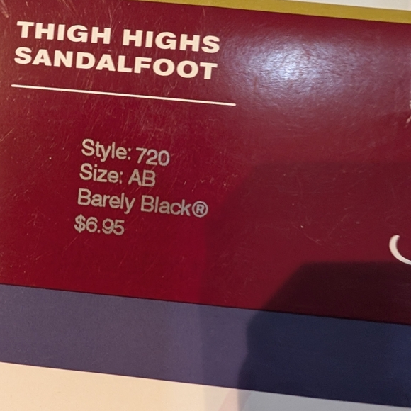 Thigh High Stockings New In‎ Package Fredrick's And Hanes Medium. 3 Packs - Picture 11 of 11